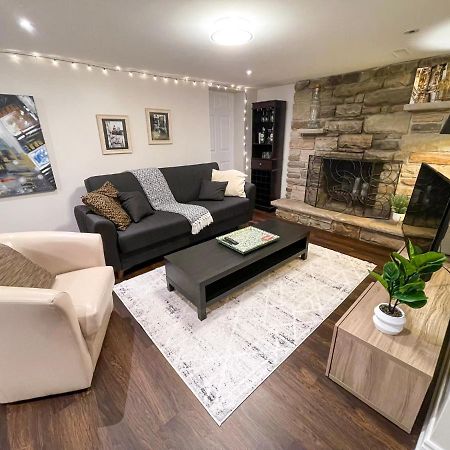 Spacious & Renovated 1Bd Suite W/Parking Toronto Esterno foto