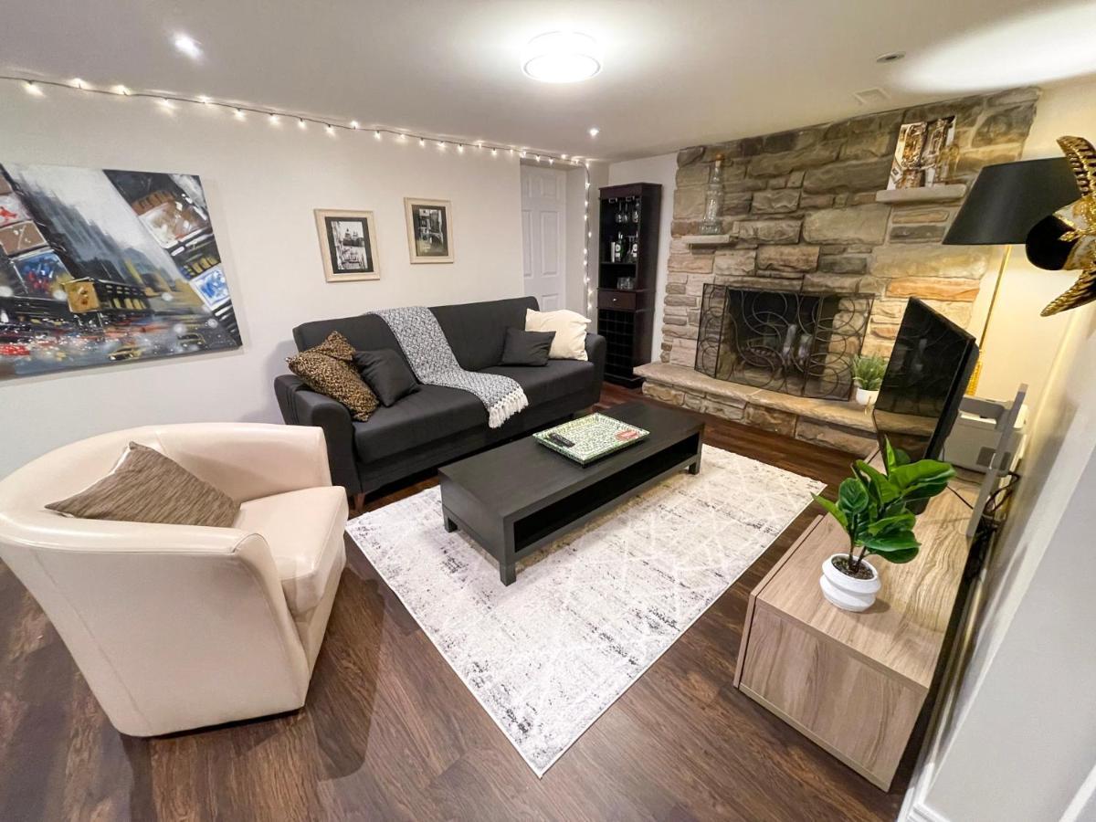 Spacious & Renovated 1Bd Suite W/Parking Toronto Esterno foto
