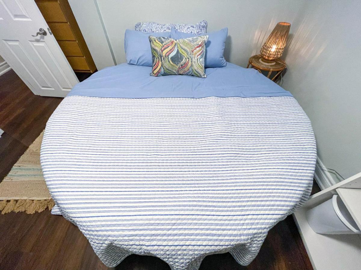 Spacious & Renovated 1Bd Suite W/Parking Toronto Esterno foto
